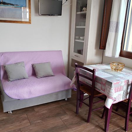 Agriturismo Gli Olivastri, Appartamento La Rosa Dei Venti Con Piscina E Solarium , Vista Mare ,Climatizzatore ,Wifi Aglientu Exterior foto
